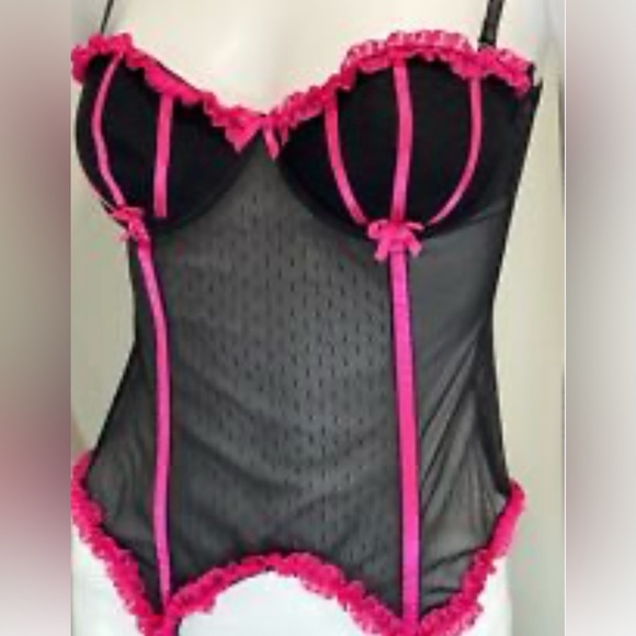 CLEARANCE Victoria's Secret Sexy Little Things Black & Pink Corset w/Garters 💕 - Picture 3 of 4